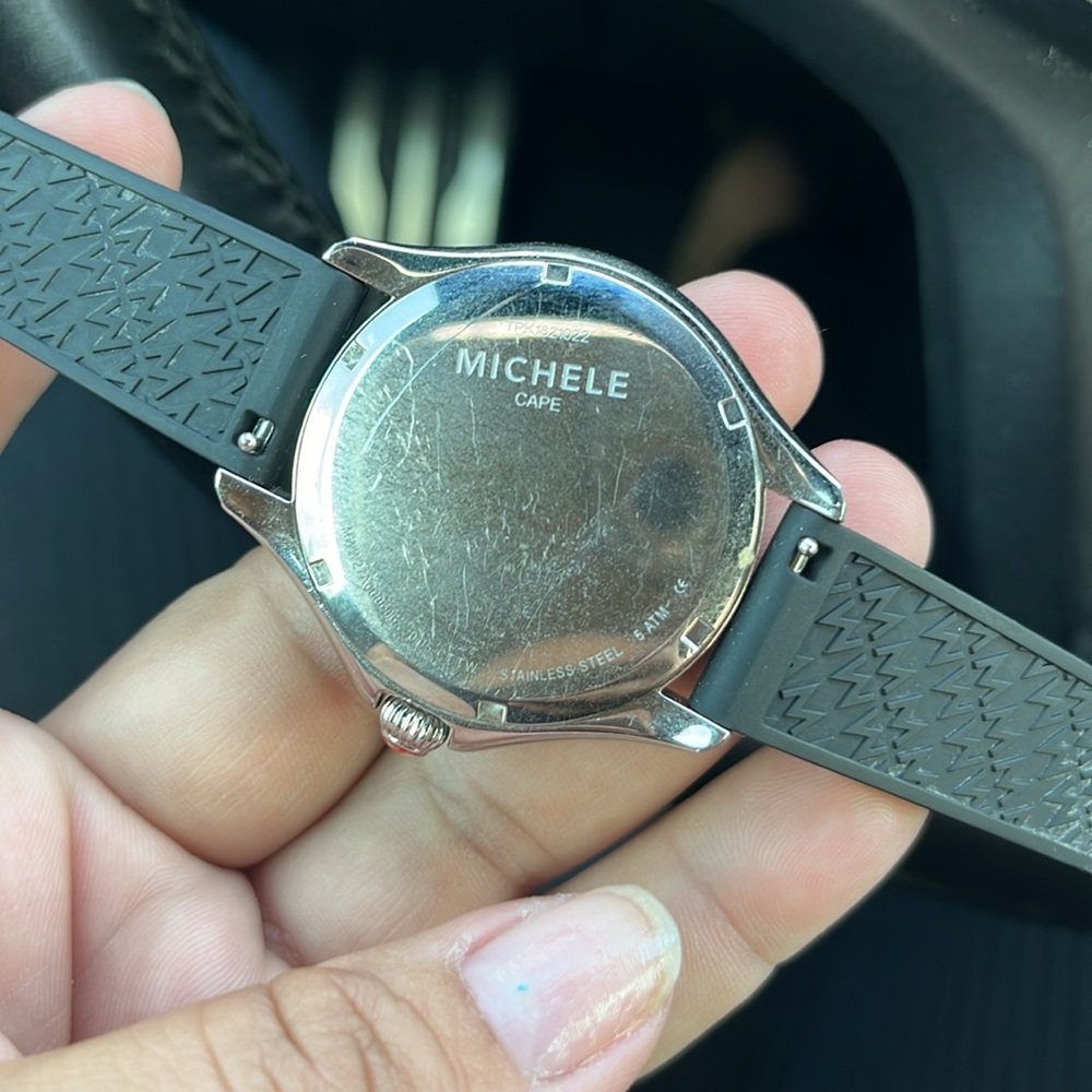 Michelle Cape Watch - Picture 4 of 4